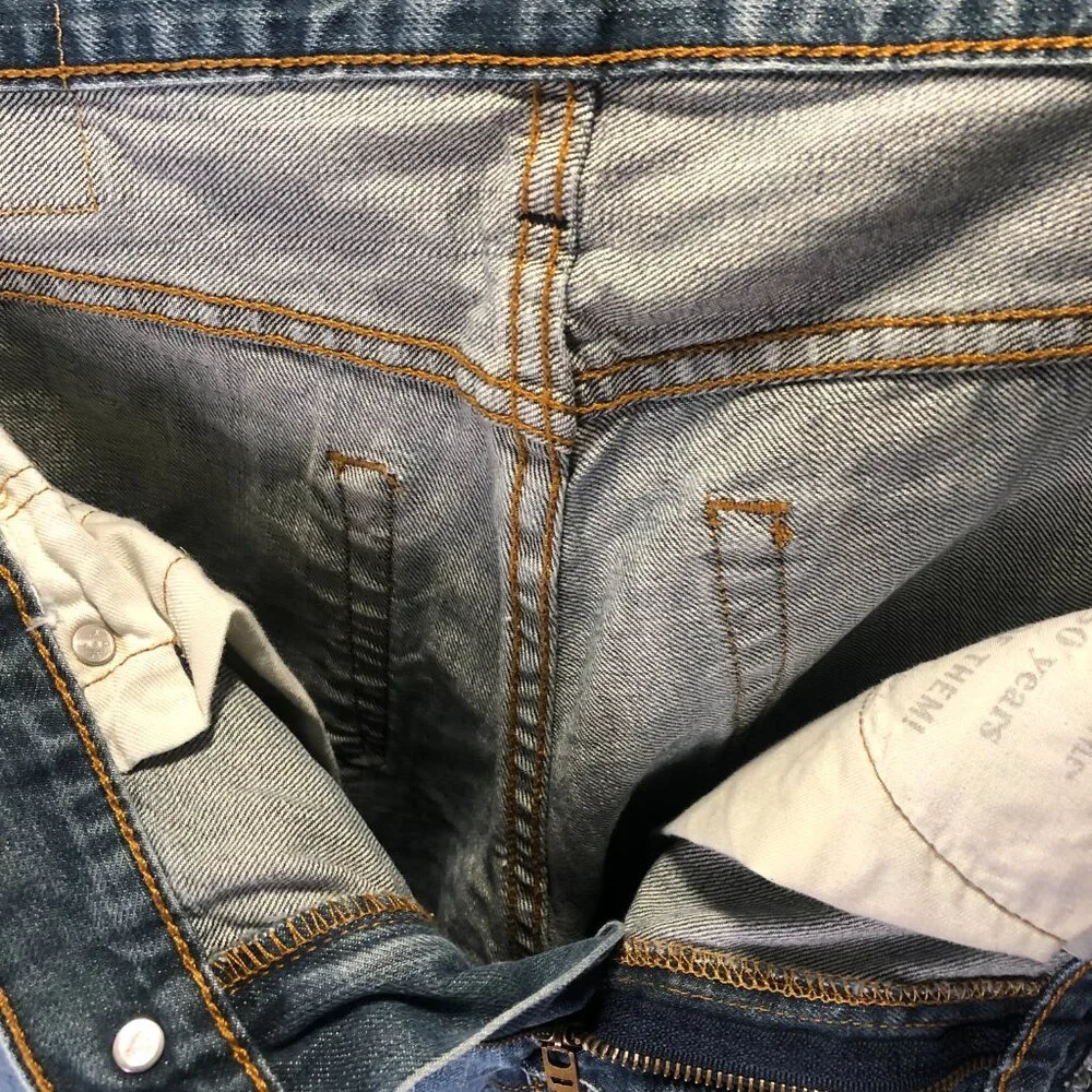 Men's Levi's Strauss Original Rivited 559 Style 32 x 30 - Picture 6 of 7